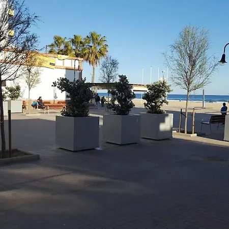 Increible Casa Frente Al Mar , Planta Baja アパート トラダンバーラ